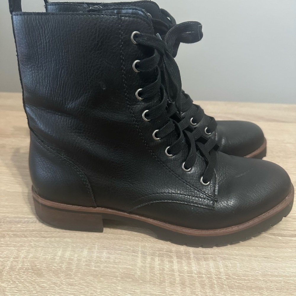 Kensie Black Faux Leather Willa‎ Zip Lace Up Ankle Boots. Size 9.